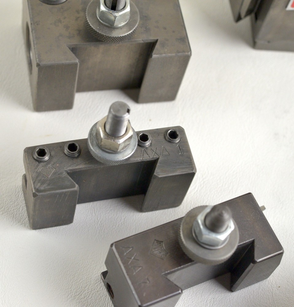 Aloris AXA Quick Change Tool Post Set – 7 holders