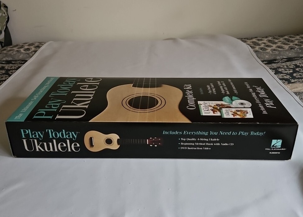 Play Today Ukulele - Complete Beginner Self Teaching Ukulele Kit Hal Leonard