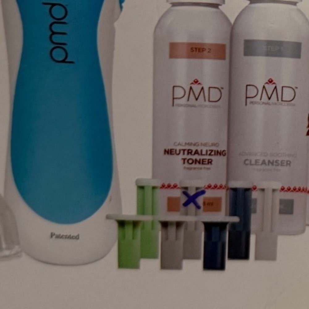 PMD Personal Microderm Complete System Blue with Starter Kit Skin Care Set NEW