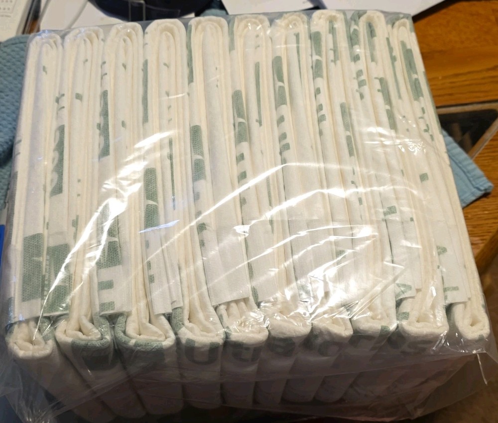 Medline Advanced 300 Underpads White Green 10 count