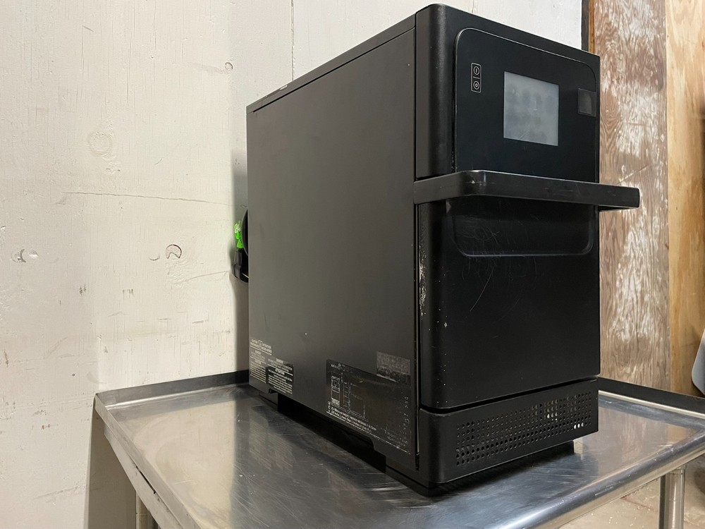 2021 Merrychef eikon e2s High Speed Convection Oven