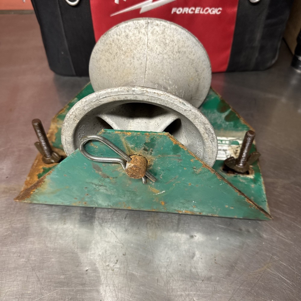 Greenlee 658 Tray Type Sheave W