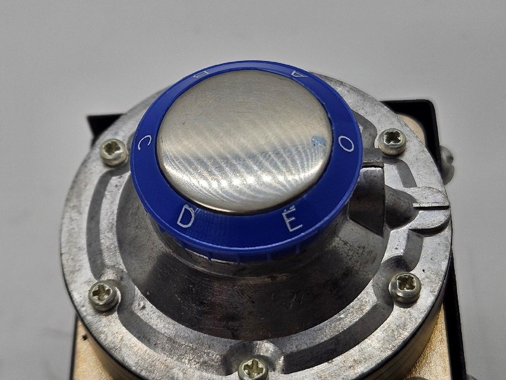 Agastat Time Delay Relay 115VAC Model DEB12, DE-B-12
