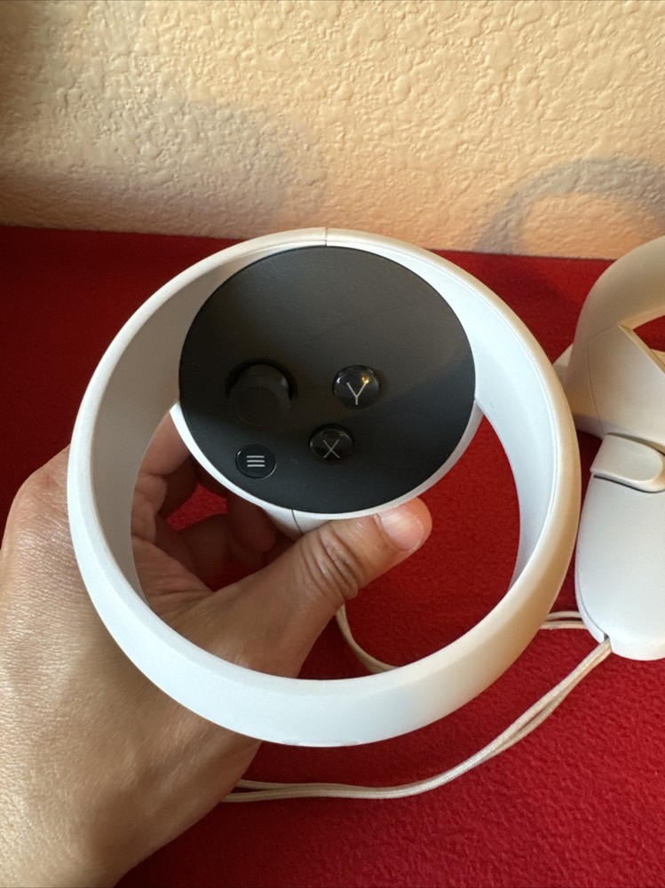 Meta Oculus Quest 2 128GB Advanced VR Virtual Reality Headset + L/R Controllers