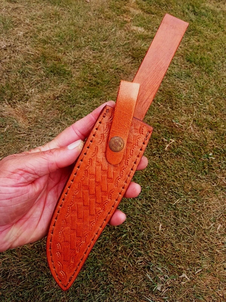 Custom Handmade Fixed blade Engraved Leather Sheath / Holster / Bowie Knife