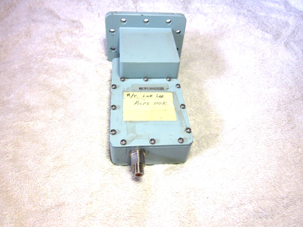 HIGH STABILITY INTERFERENCE LNB / LAB ALPS 100K F-850301