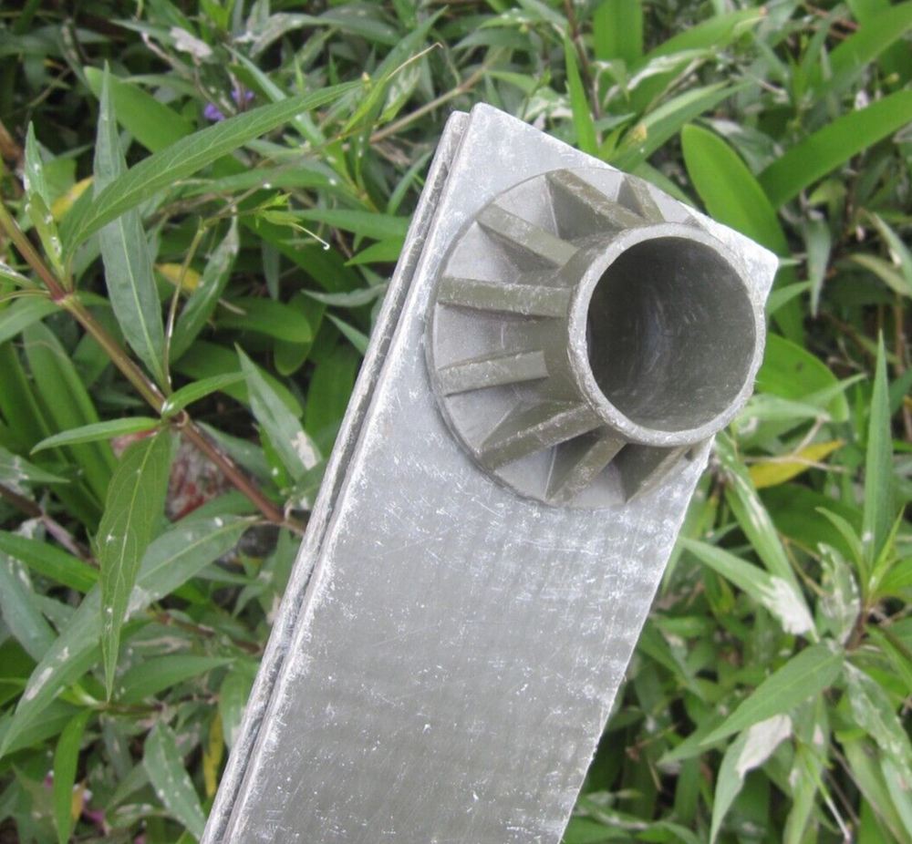 Spreader support for Camouflage Netting Military