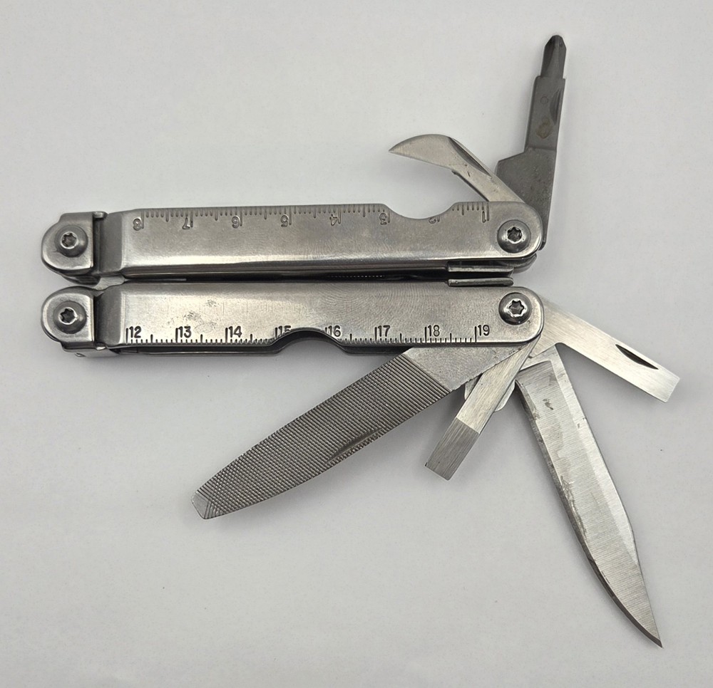 Crescent TOOLZALL Pro USA Multi Tool w/Sheath