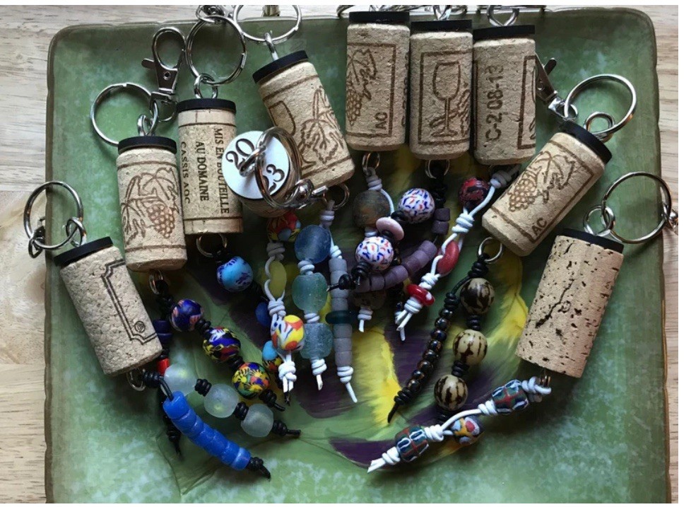 WINE CORK KEYCHAINS