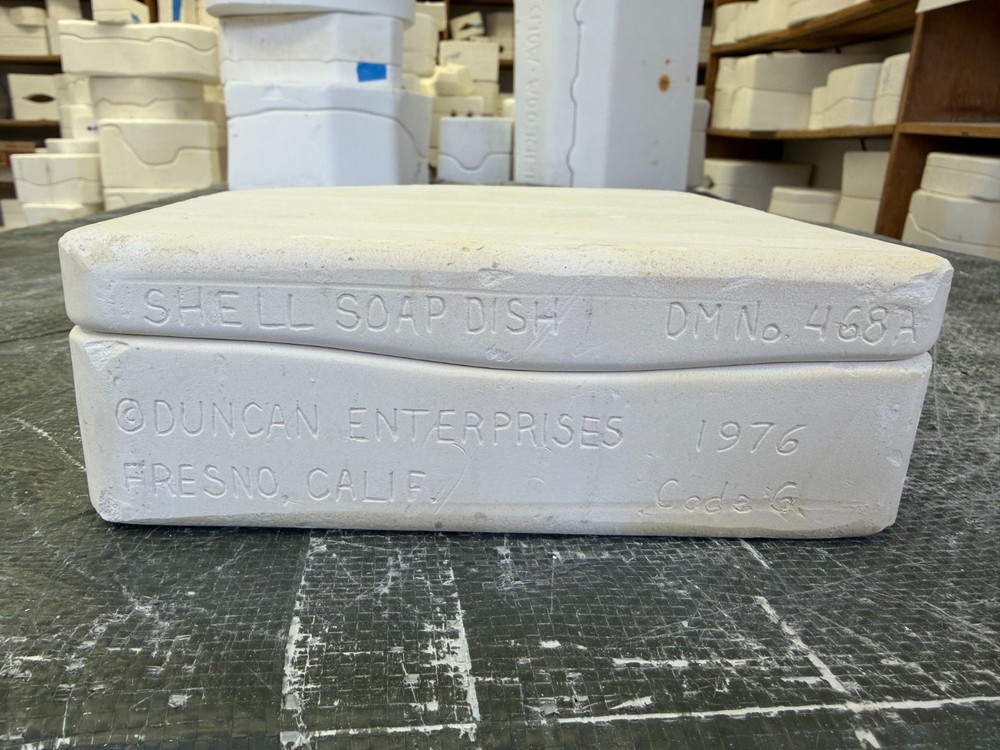 VINTAGE DUNCAN CERAMIC MOLD #DM-468A SHELL SOAP DISH