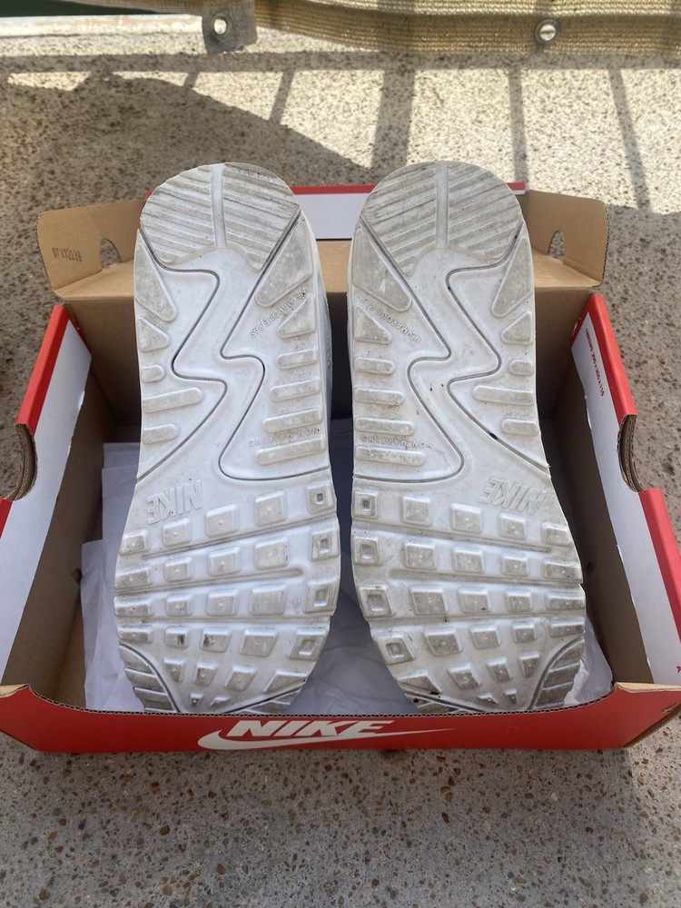 Nike Air Max 90 LTR (GS) Size 6’5