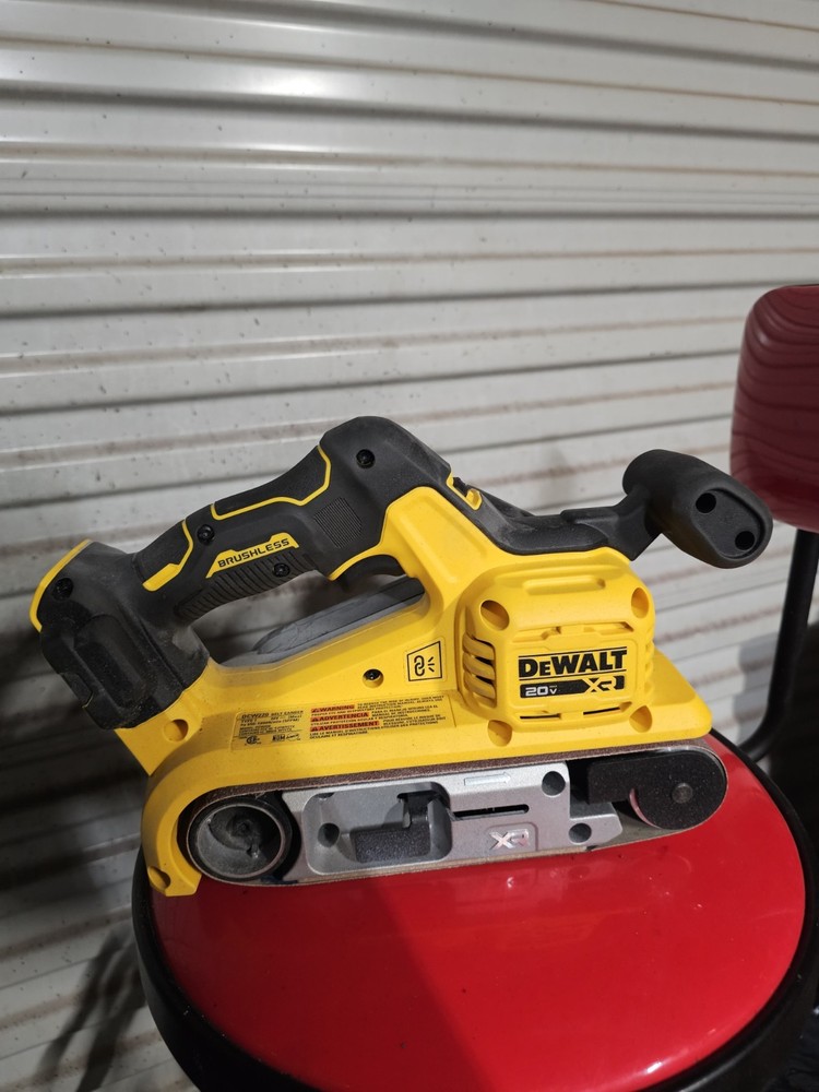 Dewalt Brushless Cordless 20 Volt Xr Belt Samder