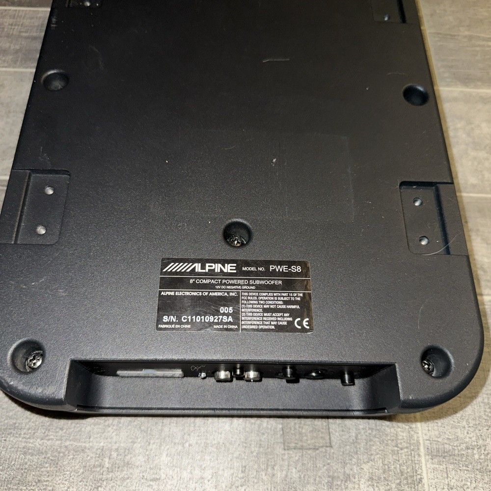 Alpine PWE-S8 8" Compact Powered Subwoofer Black Used