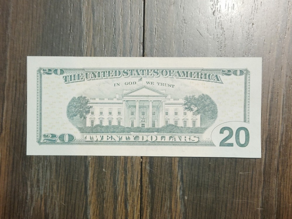 (2) 2017 A $20 UNC AND CONSECUTIVE BROKEN LADDER NOTES. WET INK TRANSFER ERROR!