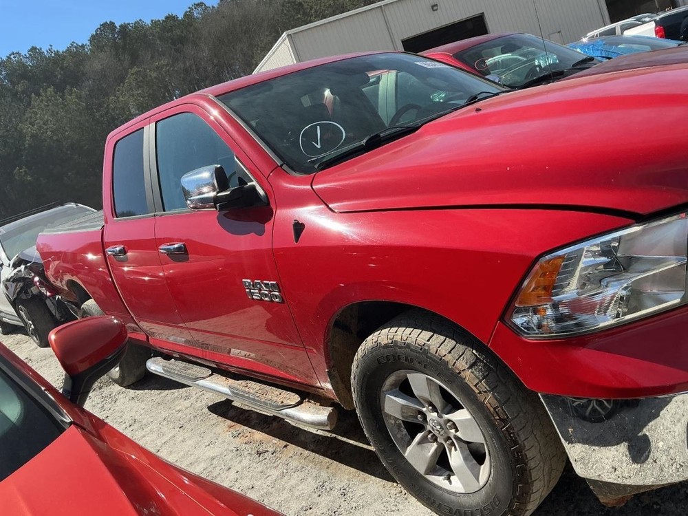 TDODR1500 2018 Glove Box 4978817