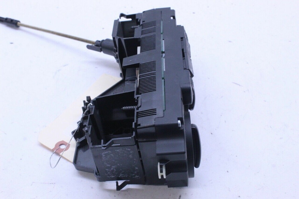 Volkswagen Jetta Passat Climate Temperature Control Panel OEM