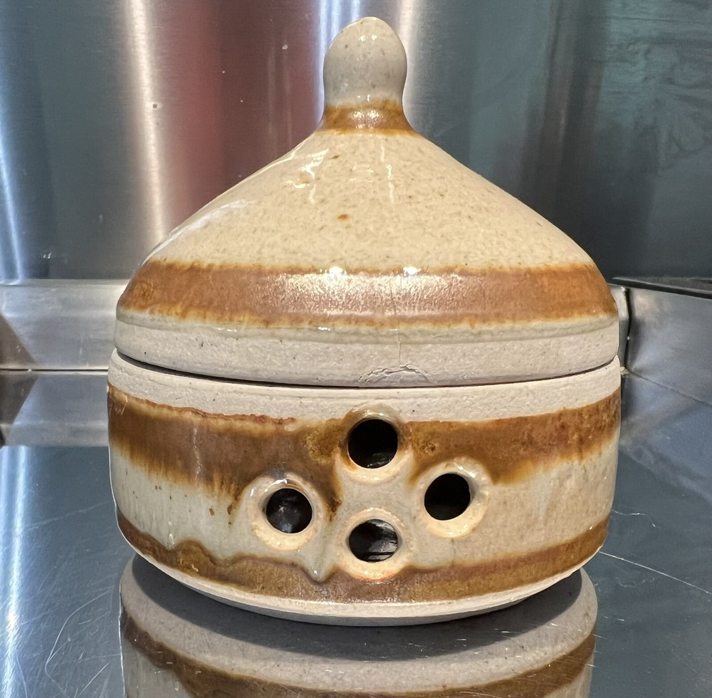 art pottery Garlic Keeper