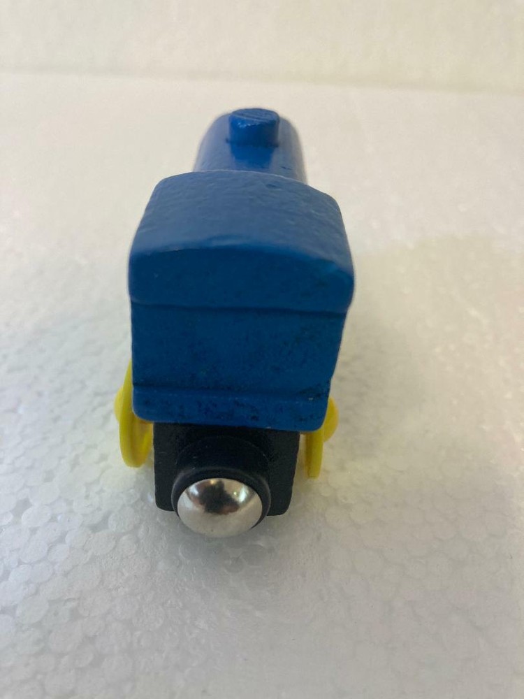 blue wooden train TAG ALONG NO FACE