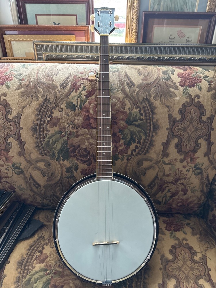 Pickin' Pac 5-String Banjo by Appalachian