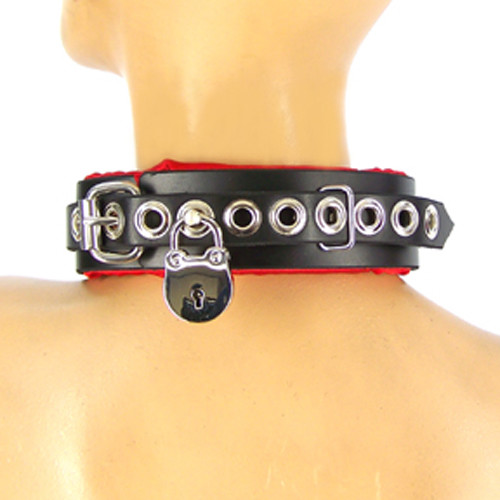 Locking Red Satin Padded Collar by Axovus