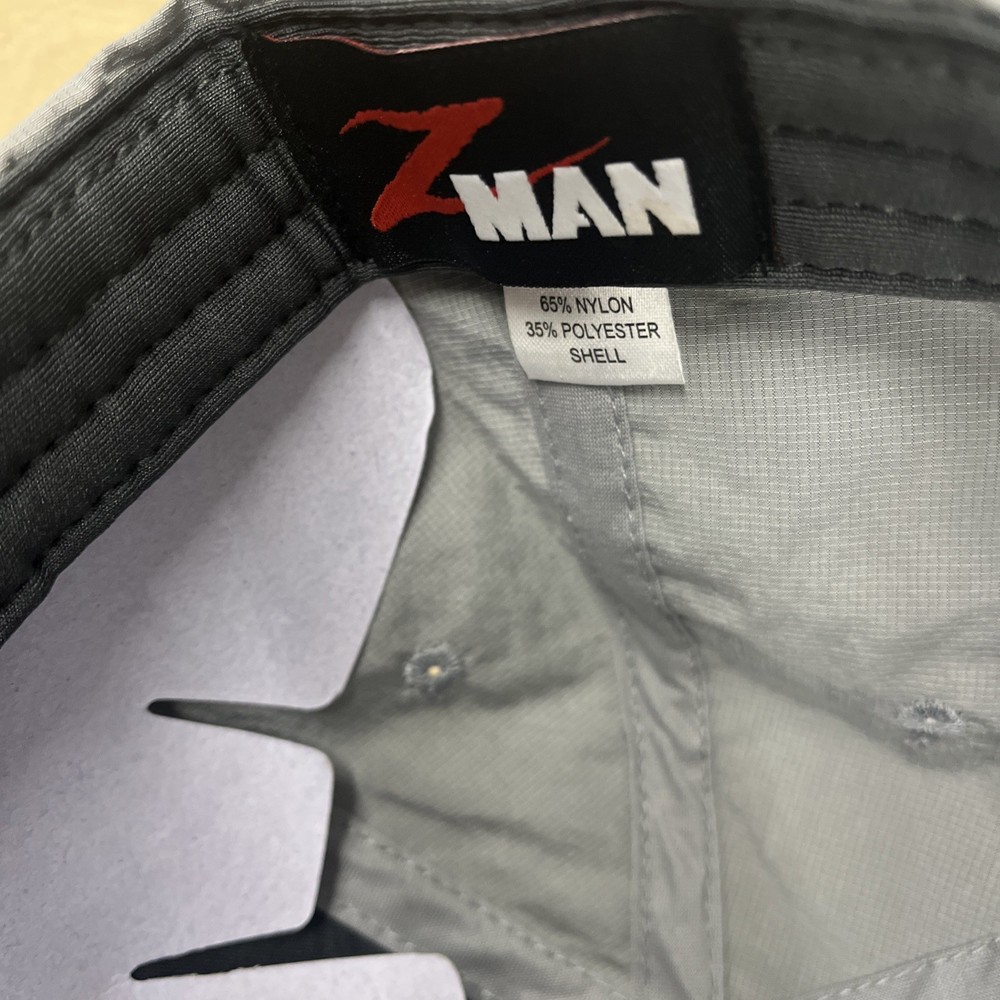 Z-Man Red Z Tech Hat - Light Gray/Charcoal
