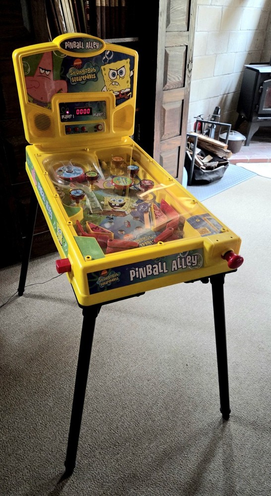 Sponge Bob Squarep Pin Ball Alley