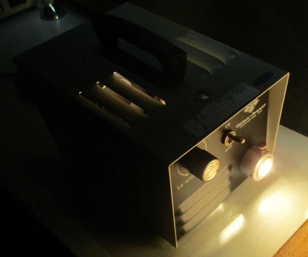 DOLAN-JENNER MODEL 180 Fiber-Lite HIGH INTENSITY ILLUMINATOR