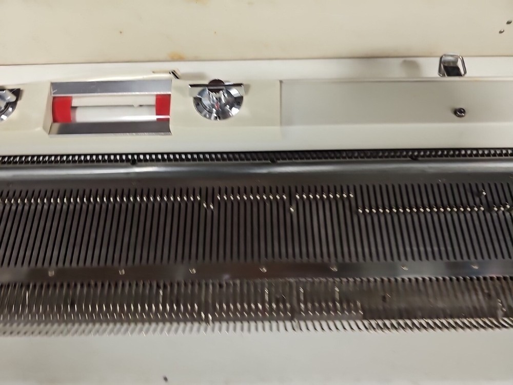 Imperial Knitmaster Model 305 Knitting Machine . Not TESTED