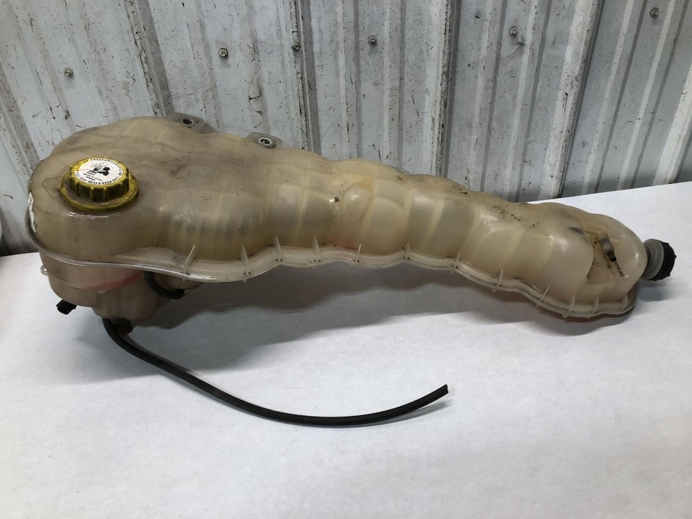 2017-2027 Freightliner CASCADIA Radiator Overflow Bottle - Used