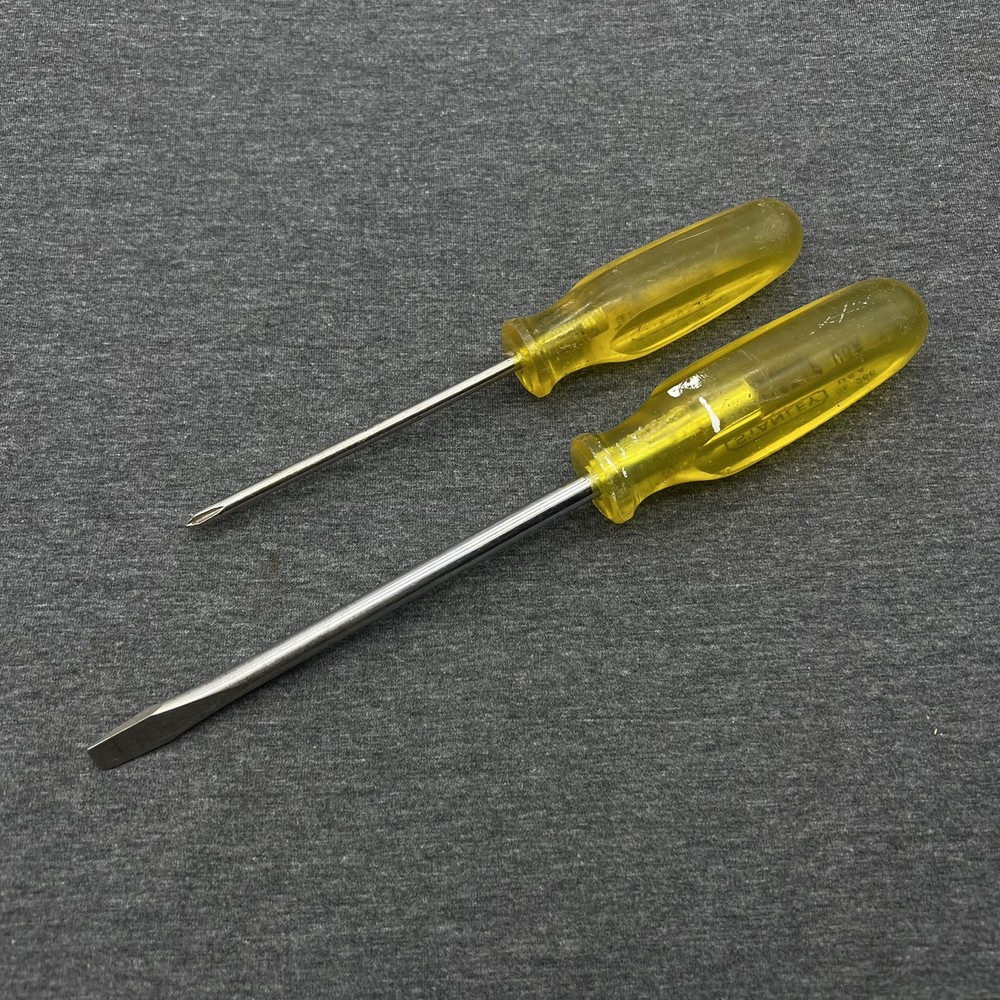 Vintage Stanley 2pc Screwdrivers Phillips & Flat Yellow Workmaster Handle USA