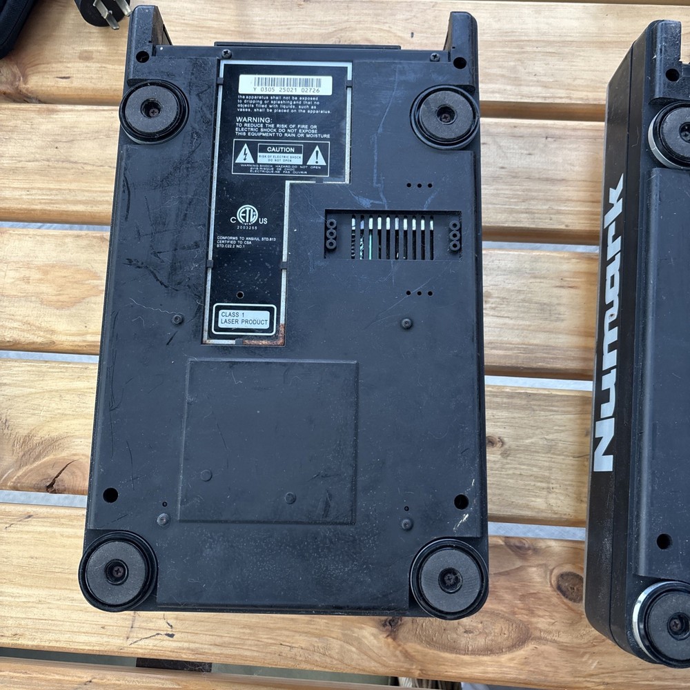 Numark Axis 2 Professional CD Player STICKY SEE **PICTURES**