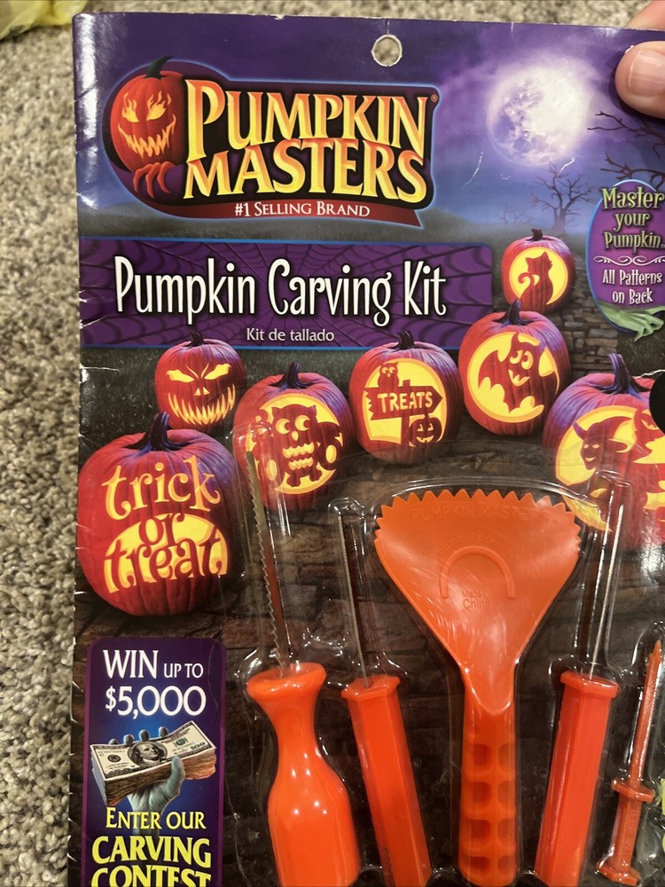 Pumpkin' Masters Carving Kit, 10 Patterns Included- NEW
