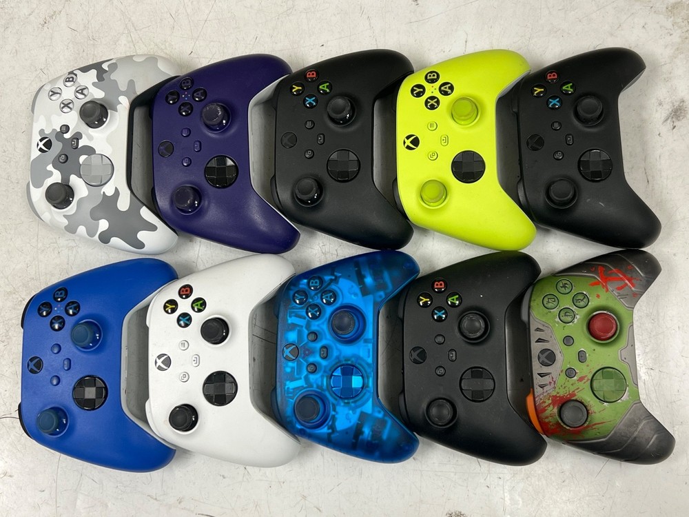 10 X Microsoft Xbox Series Wireless Controllers, as is/no return
