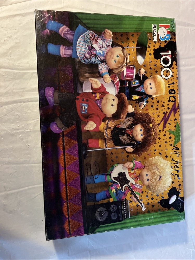 Vintage MB puzzle cabbage patch 100 pc