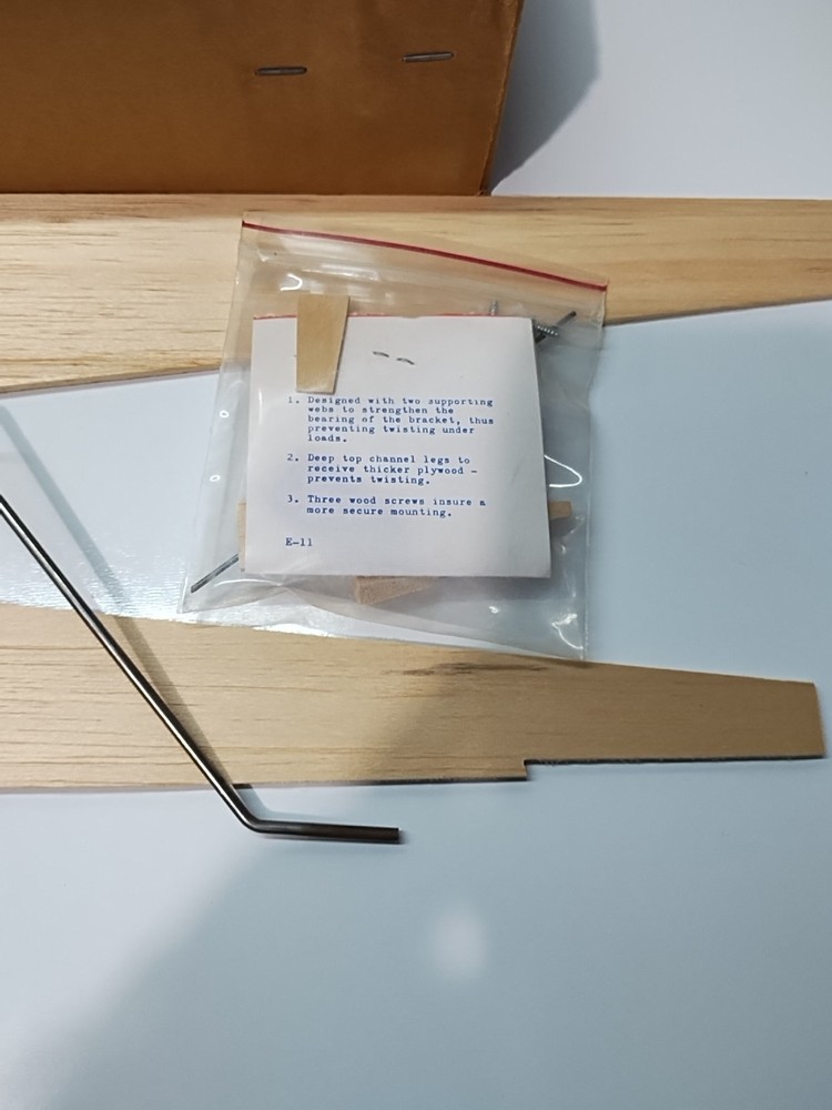 DAVE ROBELEN S PRONTO MODEL PLANE