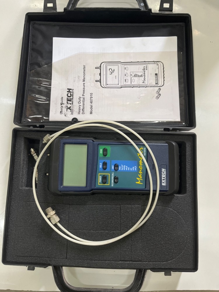 Extech 407910 Digital Manometer