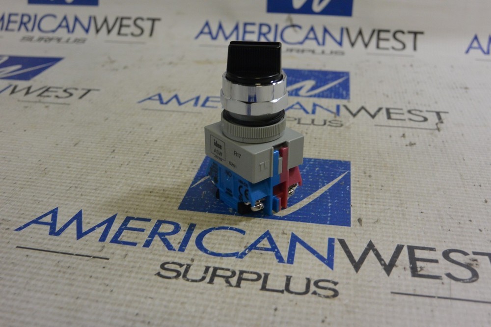 IDEC ASW211 SELECTOR SWITCH NEW IN BOX