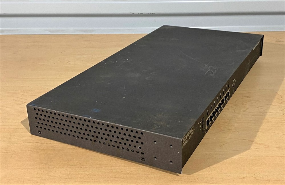 COMPAQ Netelligent 1108 100Base-TX Class II Repeater