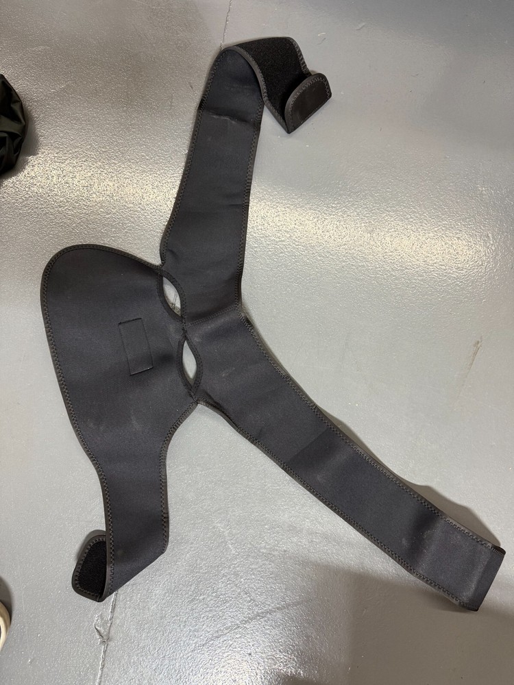 Bownet Ice-20 Double Shoulder Ice Compression Wrap **COMPLETE**