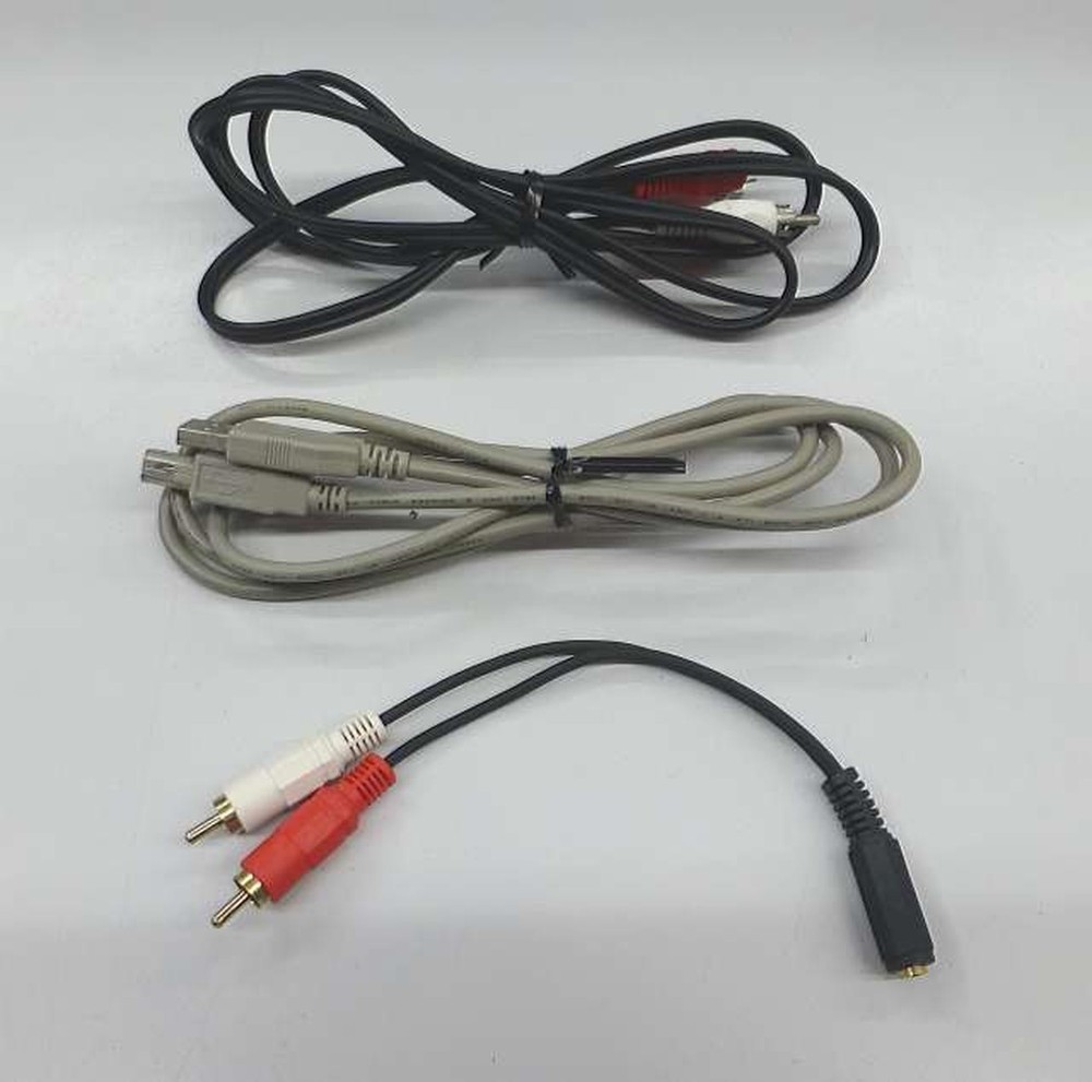 NUMARK Mixtrack Pro 2-Channel DJ Controller Serato Built-In Audio Interface-JPAN