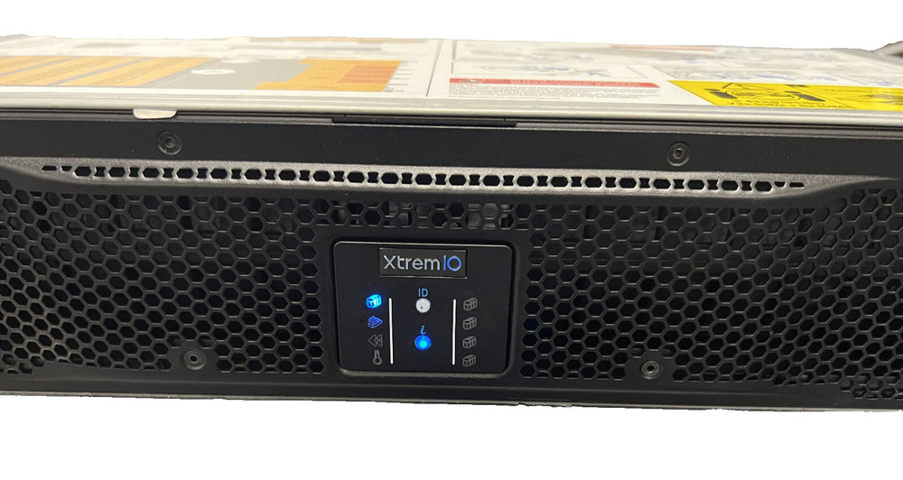 QCT QuantaVault JB2720 Extreme Performance-Density 72-Bay All Flash Array +2x PS