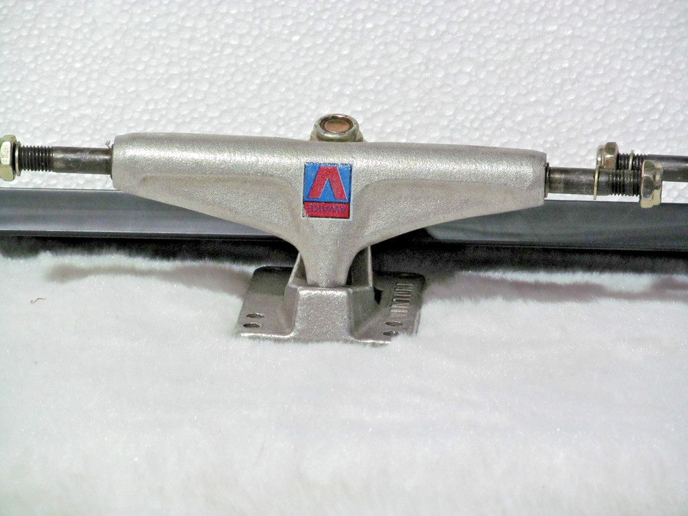 Venture Awake Trucks Used