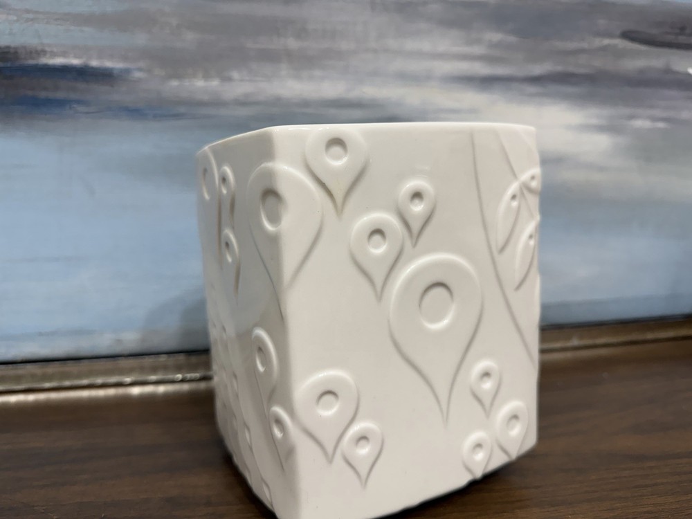 Jonathan Adler Tissue Box Holder Ceramic New