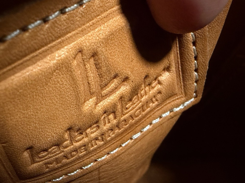 Hand Tooled Leather Purse: Vintage
