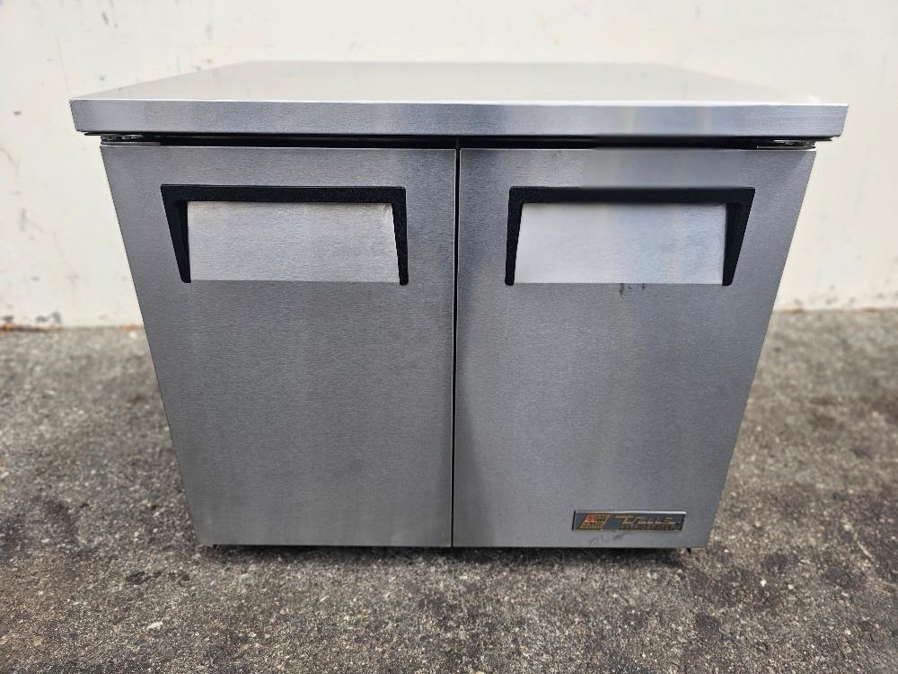 True TUC-36-LP Low Profile Undercounter Refrigerator 2 Door 4 kegerator System