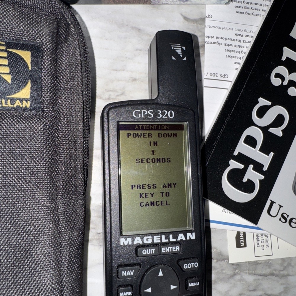 Magellan GPS 310 Satellite Navigator Handheld Receiver with Manual Tested