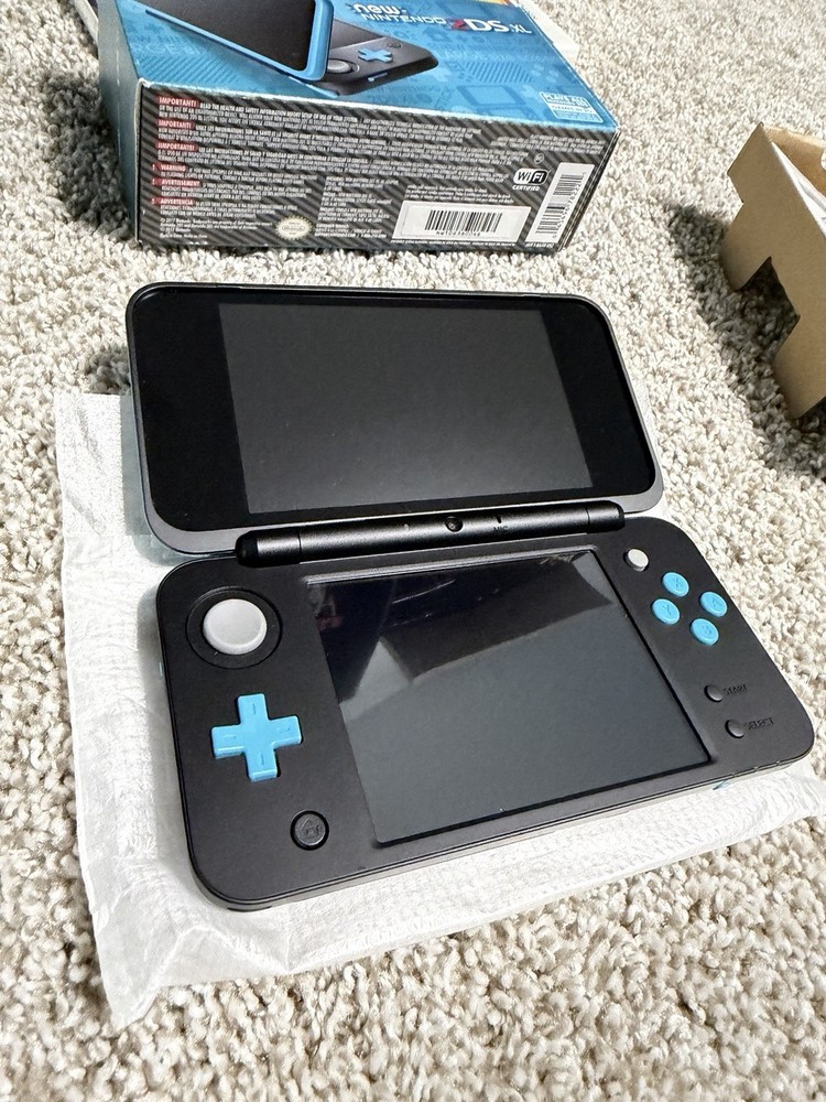 Nintendo New 2DS XL Console Bundle !