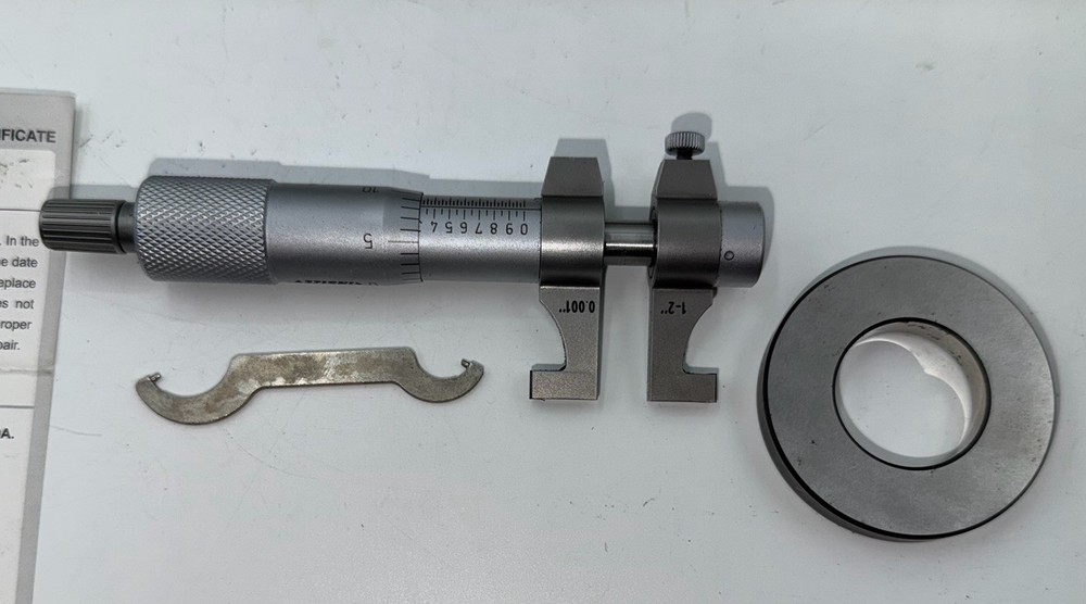 Insize Inside Micrometer 1–2 Inch .001 Graduation With Case And Standard