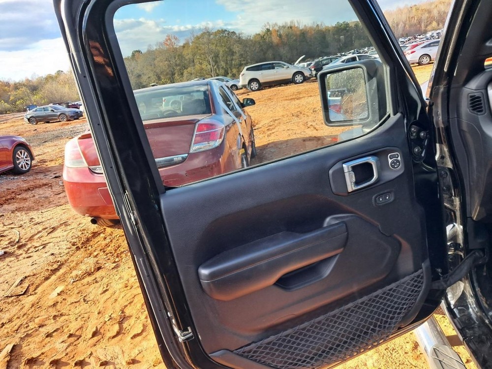 TJ 2020 Glove Box 4861593