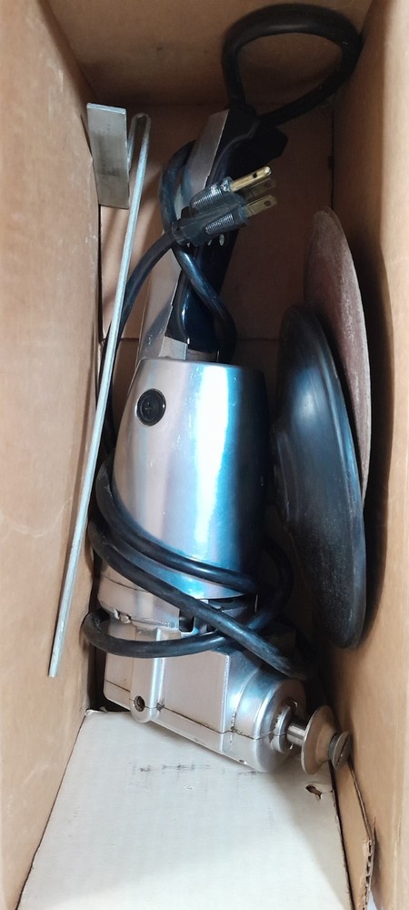 Vintage WEN 2 speed 7" Disk Sander Polisher-Buffer Model 940